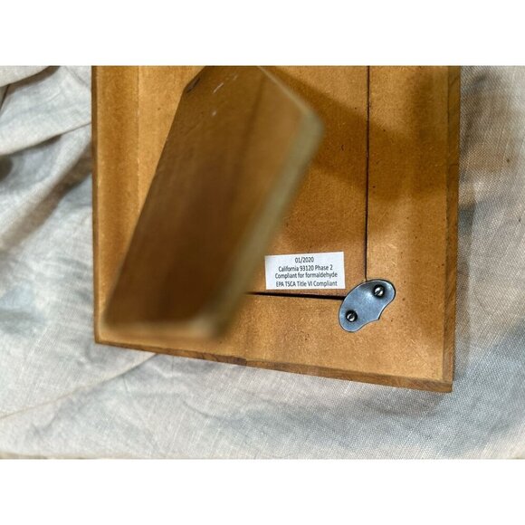 Hand-Carved Wooden Photo Frame With Ginkgo Leaf Inlay Design 4x6 Inches - Picture 7 of 8